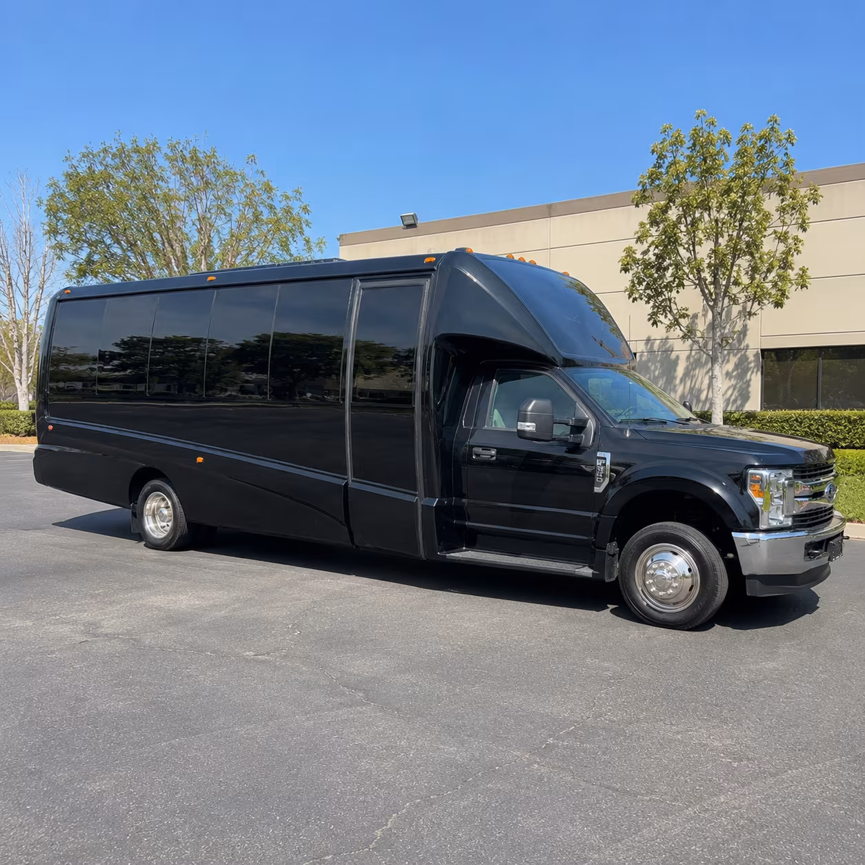 buffalo party bus rentals for allentown bar hops and elmwood village nights