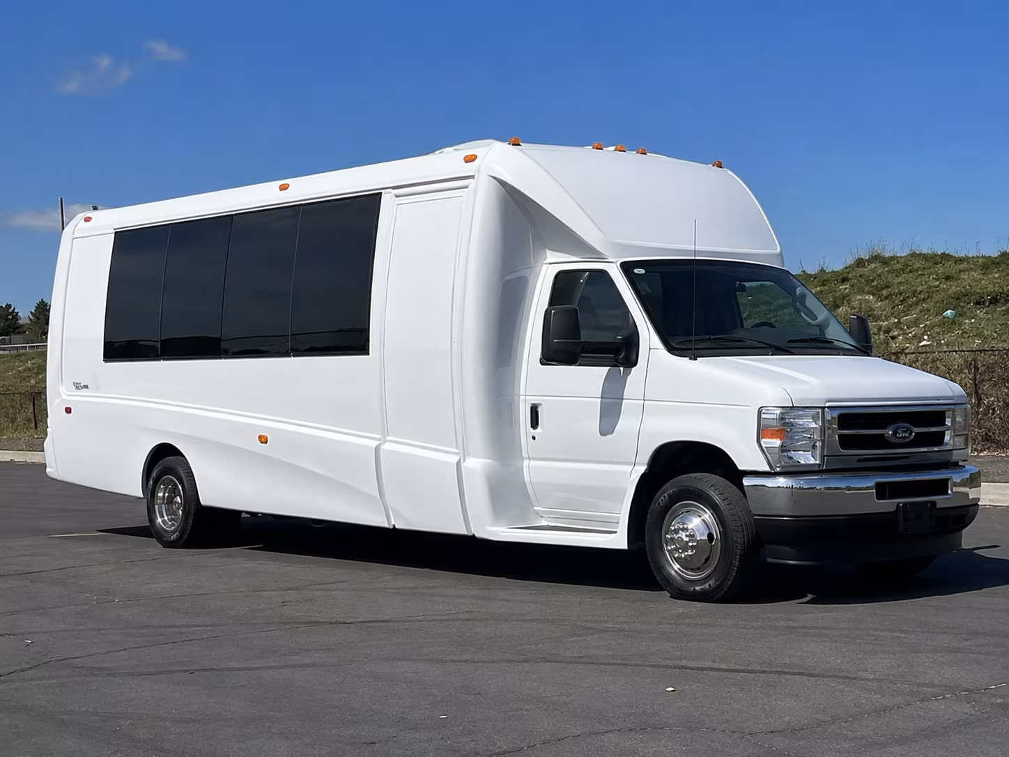 party buses for bachelorette wine tour groups in buffalo